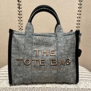 Marc Jacobs limited edition felt flannel Medium tote bag EUC